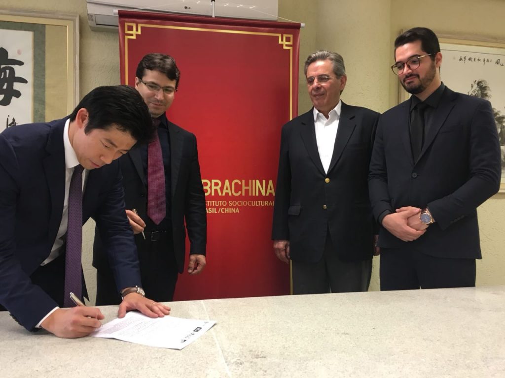Ibrachina, IBCJ e ABCD firmam parceria com Editora D'Plácido