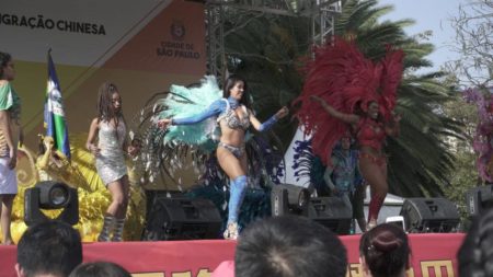 Unidos de Vila Maria encerra as comemorações ao Dia do Imigrante Chinês