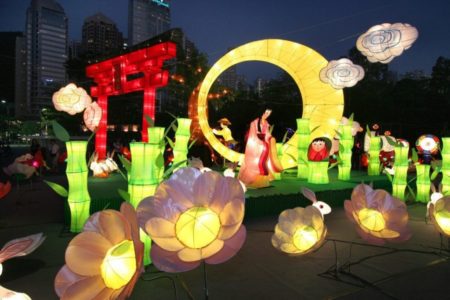 Representação da lenda de Chang’e no Festival da Lua
