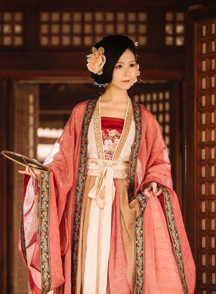 Vestimentas Chinesas: as tradicionais roupas da China - China Vistos