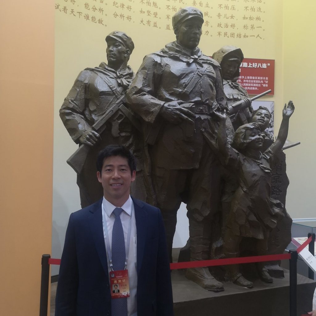 Thomas Law visita a exibição criada especialmente para o 70º aniversário de Fundação da República Popular da China