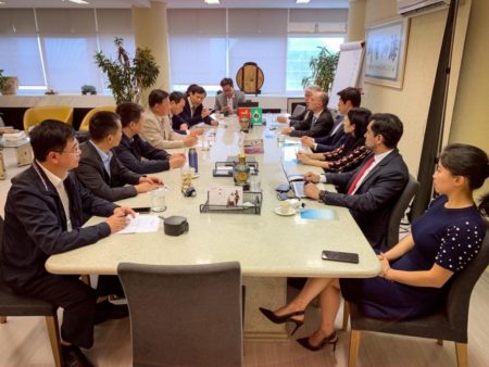Ibrachina reune-se com departamento jurídico de Zheijang
