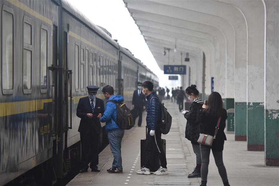 Serviço ferroviário começa a voltar a normalidade após o fim do isolamento na província chinesa de Hubei - Foto: Xinhua News