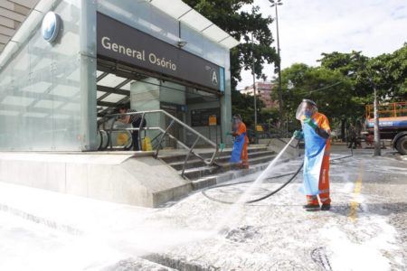 Ruas do Rio de Janeiro passam por processo de desinfecção para evitar proliferação do coronavírus - Foto: Prefeitura do Rio de Janeiro